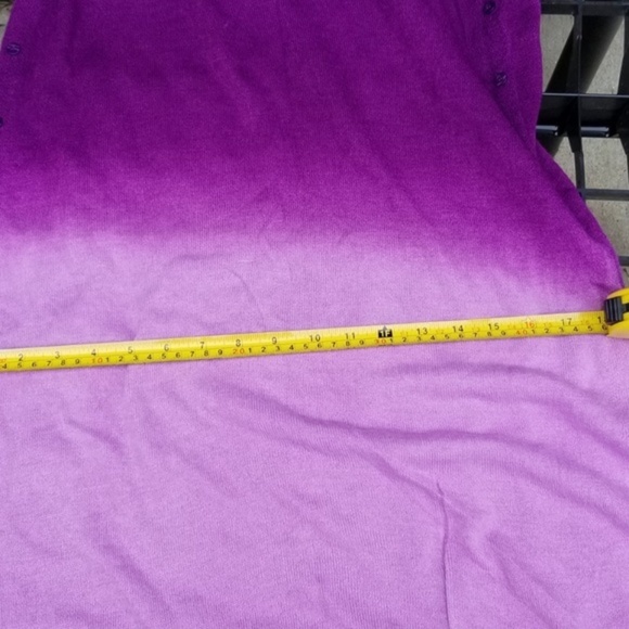 Purple ombre tone button scarf - Picture 4 of 8